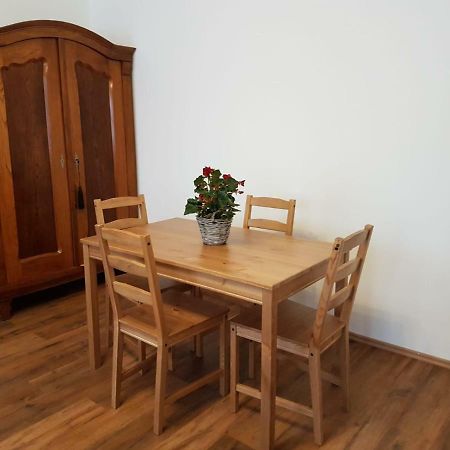 וינה Excellent 2 Bed Apartment 12 Mins From Center מראה חיצוני תמונה